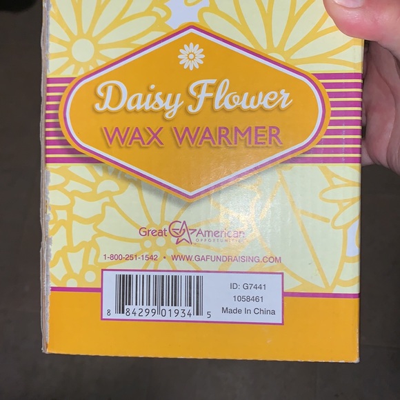 Daisy Flower Wax Warmer - Picture 2 of 3